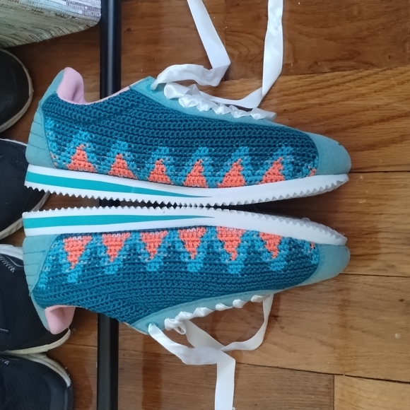 NWT! 85$ Free People Knit Sneakers - Picture 2 of 9